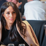 Imagem mostra Meghan Markle.